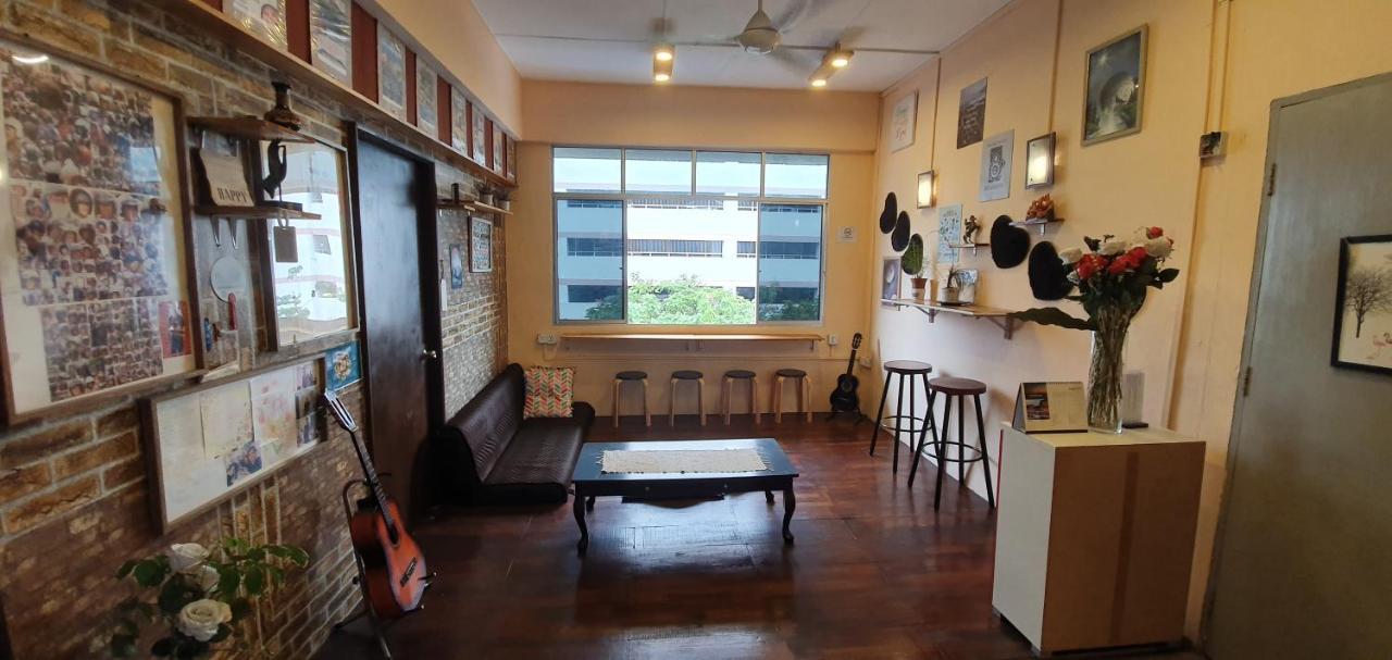 Escape Backpackers Kk Hostel Kota Kinabalu Kültér fotó