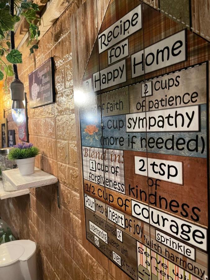 Escape Backpackers Kk Hostel Kota Kinabalu Kültér fotó