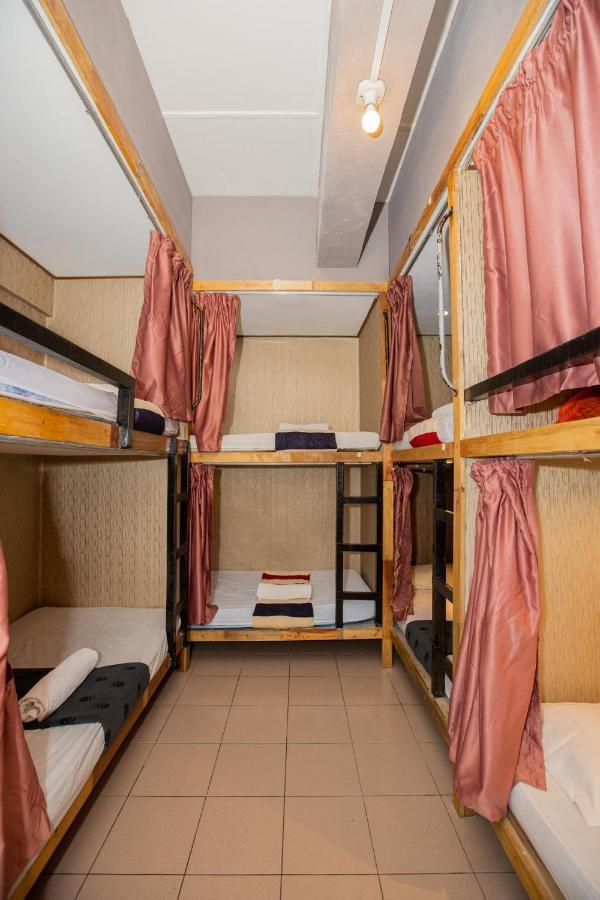 Escape Backpackers Kk Hostel Kota Kinabalu Kültér fotó