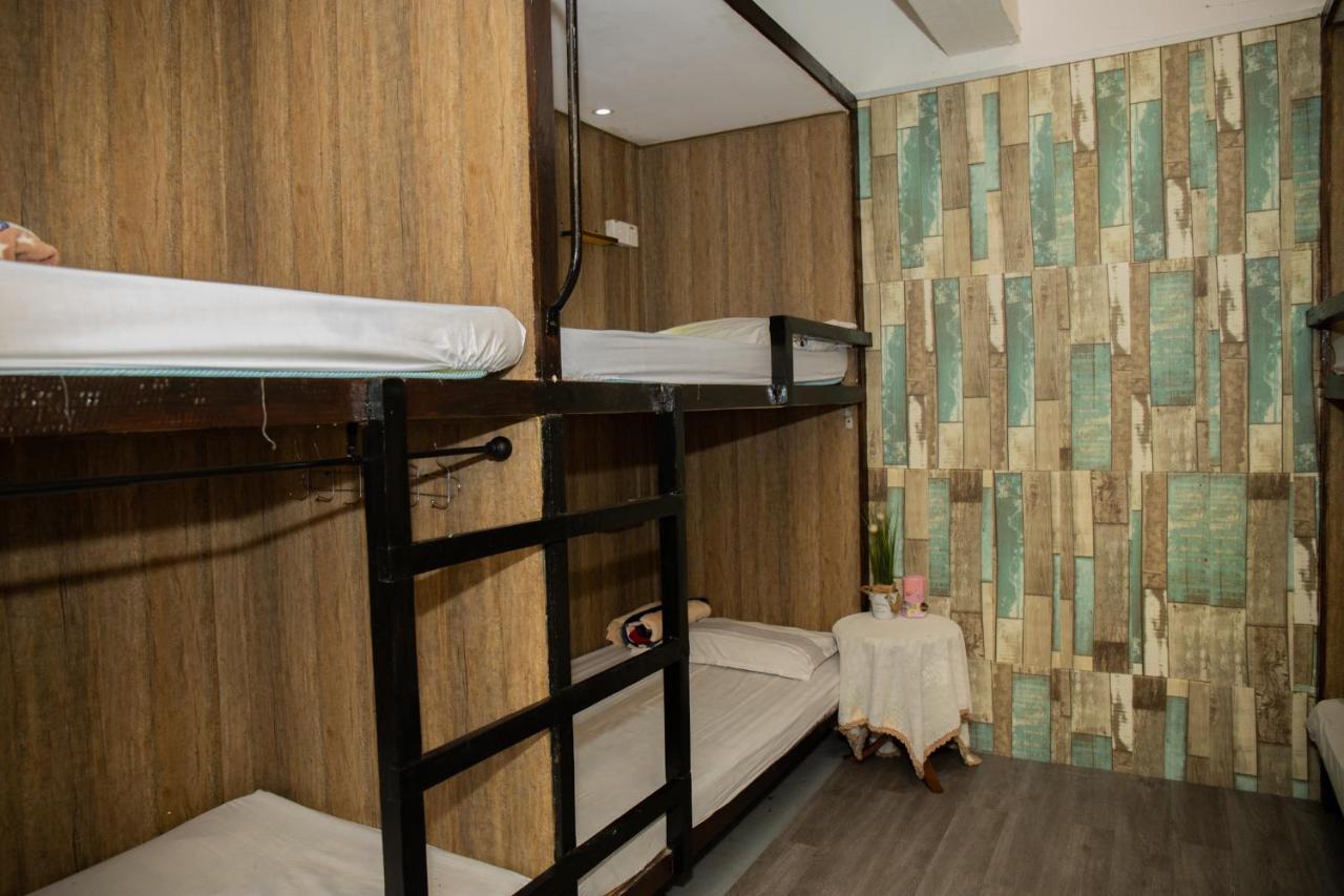 Escape Backpackers Kk Hostel Kota Kinabalu Kültér fotó