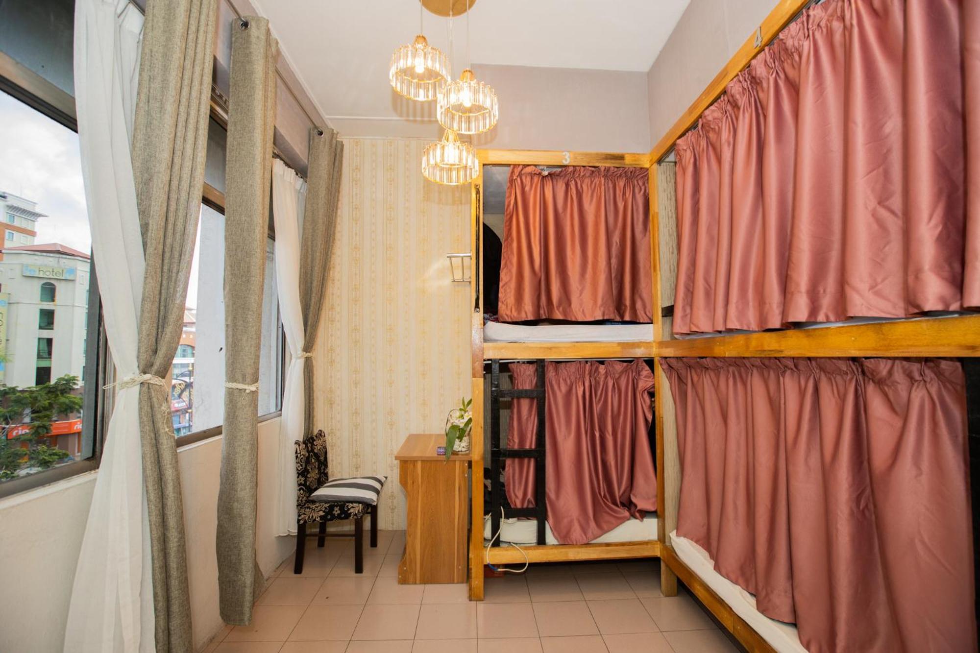 Escape Backpackers Kk Hostel Kota Kinabalu Kültér fotó